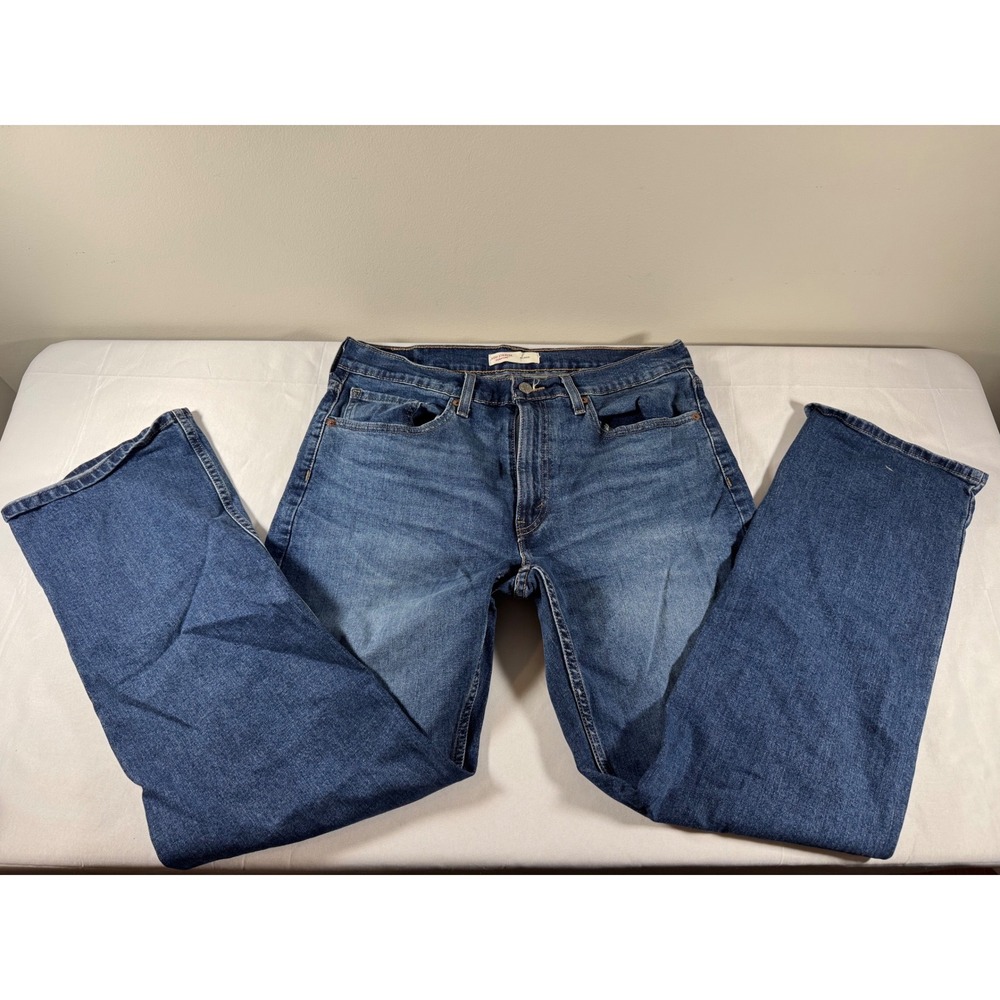 Signature by Levi Strauss Mens Straight Leg Jeans Blue W34 L32 Medium Wash